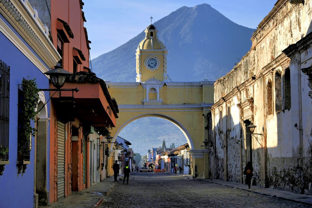 what to do in antigua guatemala, what to see in antigua guatemala, where to go in antigua guatemala, antigua guatemala, where to eat in antigua guatemala, best hotels in antigua guatemala, best cafes in antigua guatemala, antigua guatemala city guide, how to get to antigua guatemala, arch in antigua guatemala, best time to visit antigua guatemala, best restaurants in antigua guatemala,