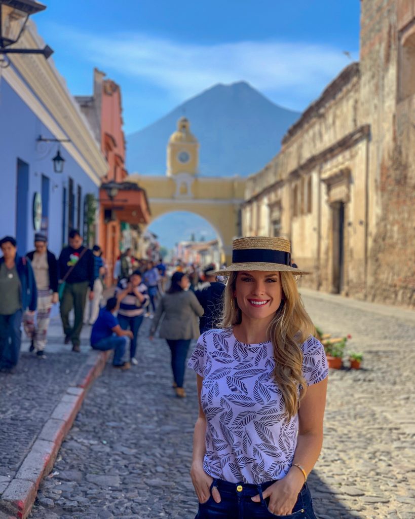 what to do in antigua guatemala, what to see in antigua guatemala, where to go in antigua guatemala, antigua guatemala, where to eat in antigua guatemala, best hotels in antigua guatemala, best cafes in antigua guatemala, antigua guatemala city guide, how to get to antigua guatemala, arch in antigua guatemala, best time to visit antigua guatemala, best restaurants in antigua guatemala,